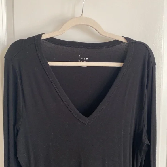 A New Day V Neck Long Sleeve - Picture 3 of 3
